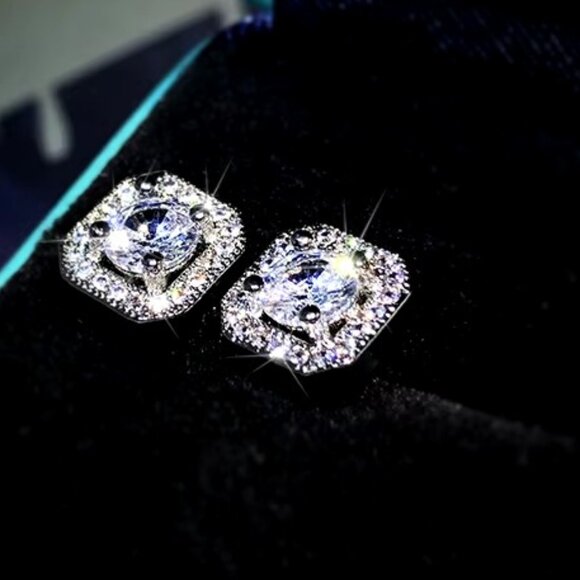 🆕 Small Square 0.65 Carat Halo Diamond Earring Studs, 925 Sterling Silver 🆕 - Picture 5 of 6